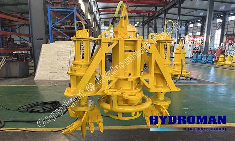 Submersible clay dredging pump